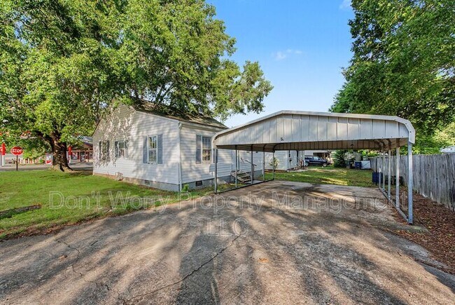 Building Photo - 101 N Ayersville Rd