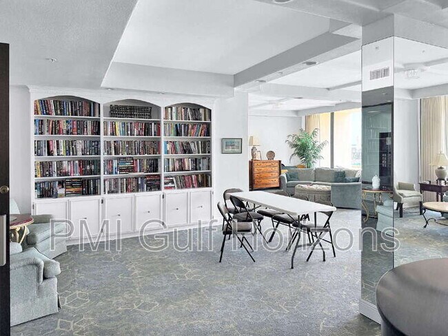 Building Photo - 615 Bayshore Dr