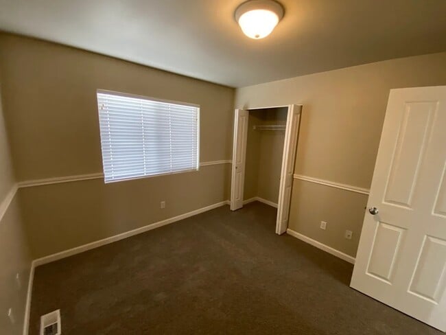 Building Photo - 6450 62nd St Ct W