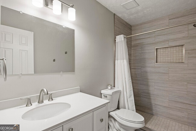 Building Photo - 5452 Glen Haven Dr