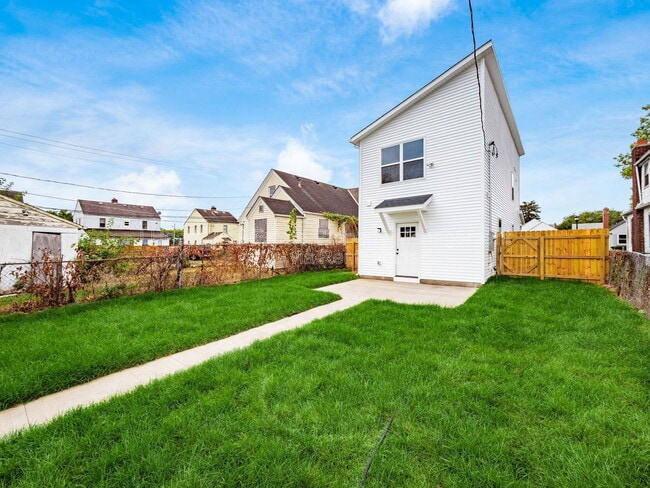 Building Photo - 1128 Geers Ave