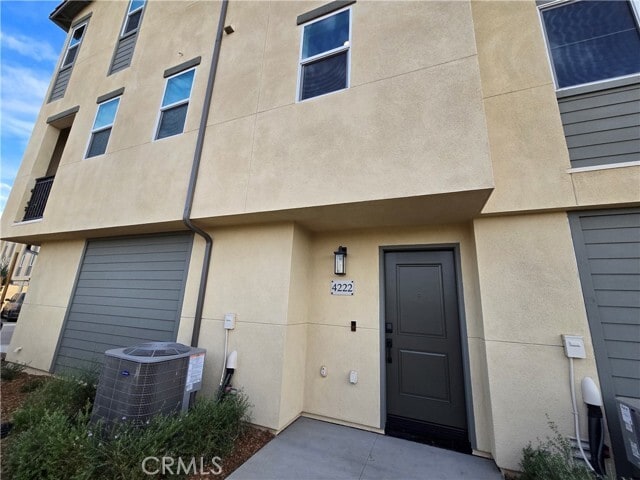 Building Photo - 4222 Marigold Ln
