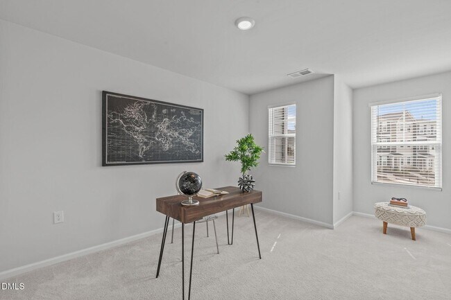 Building Photo - 1818 Porch Swing Wy