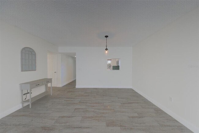 Building Photo - 10215 Regal Dr