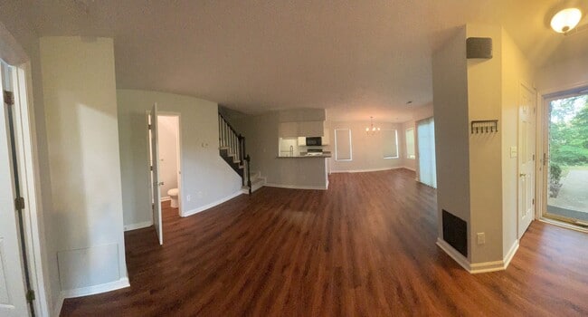 Building Photo - Driftide Condos