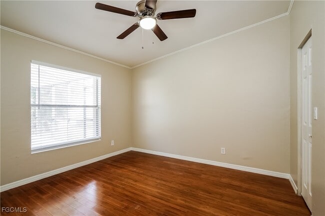 Building Photo - 15860 Willoughby Ln