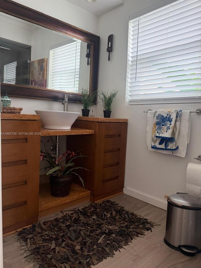 Building Photo - 1251 SW 11th Terrace