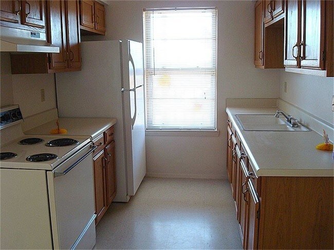 Building Photo - 307 Green St