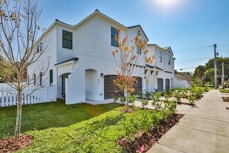 Building Photo - 507 N Manhattan Ave