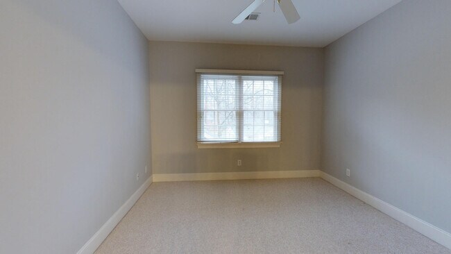 Building Photo - 1105 Randolph Oaks Ct