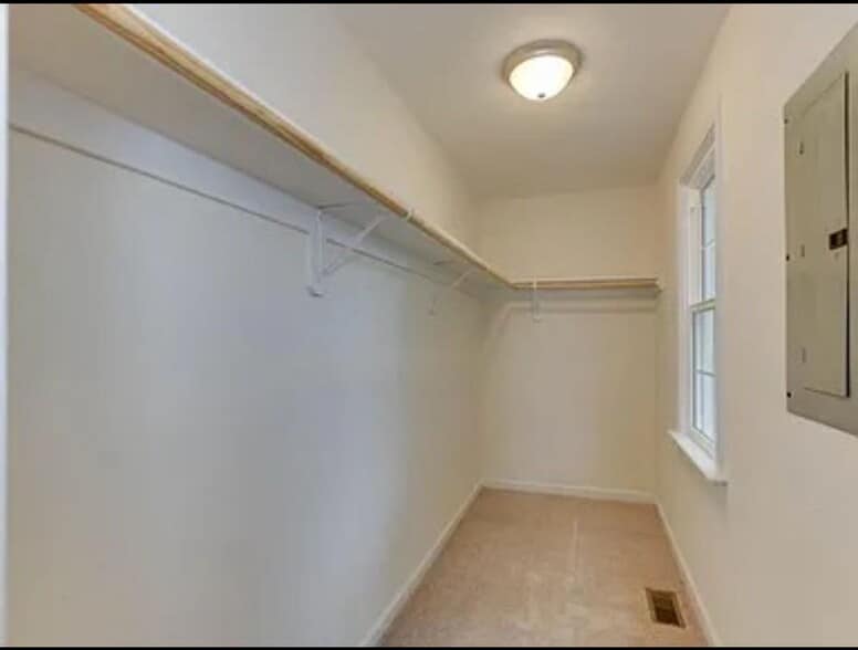 Building Photo - 500 Fillmore Dr
