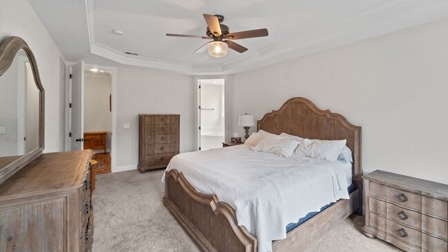 Building Photo - Spacious 6-Bedroom Waterfront Home in Richmond Hill, GA