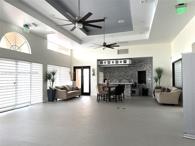 Building Photo - 10521 SW 158th Ct