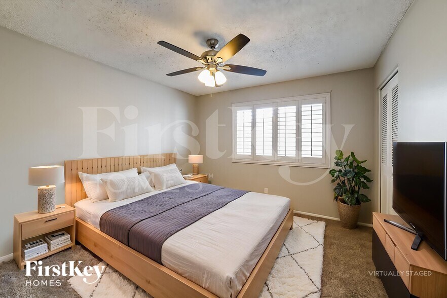 Building Photo - 4120 W Ironwood Dr