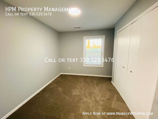 Building Photo - 2531 Zircon St NE