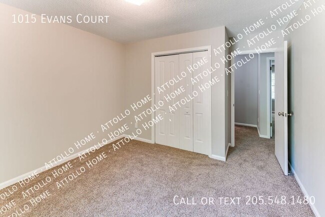 Building Photo - 1015 Evans Ct