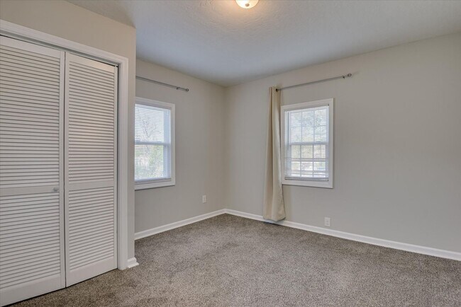 Building Photo - Charming 2 Bedroom/1 Bathroom Cottage in Central Augusta