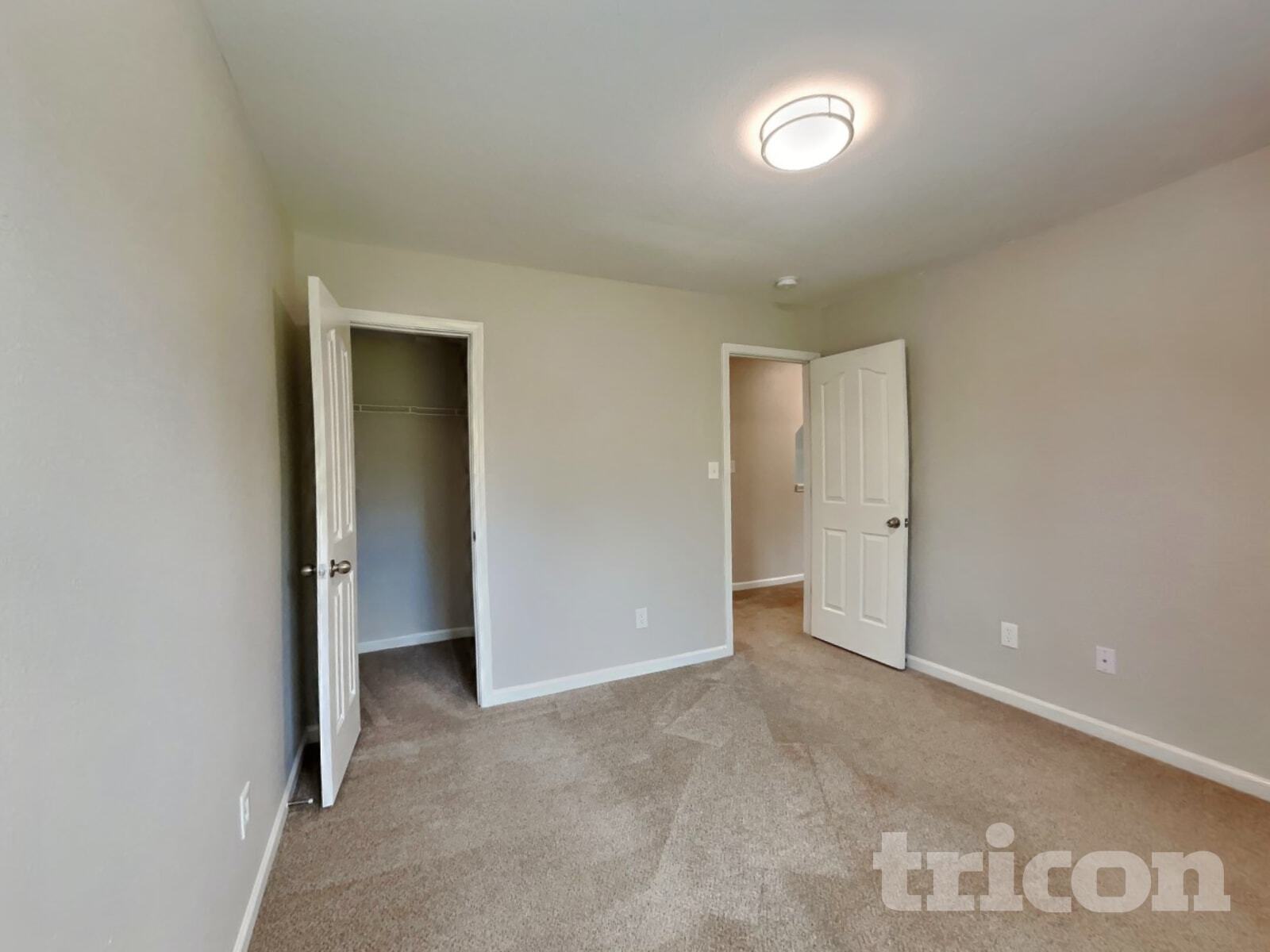 Building Photo - 1129 Hawick Dr