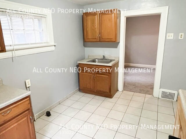 Building Photo - 3417 Bosworth Rd