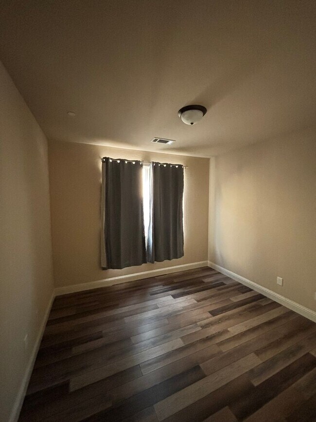 Building Photo - 14802 Yellow Lupine Dr
