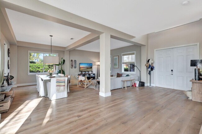 Building Photo - 11615 Paradise Cove Ln