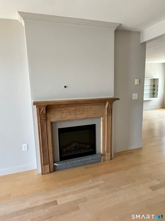 Building Photo - 25 Hancox St