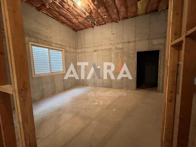 Building Photo - 7845 Ruby Valley Dr