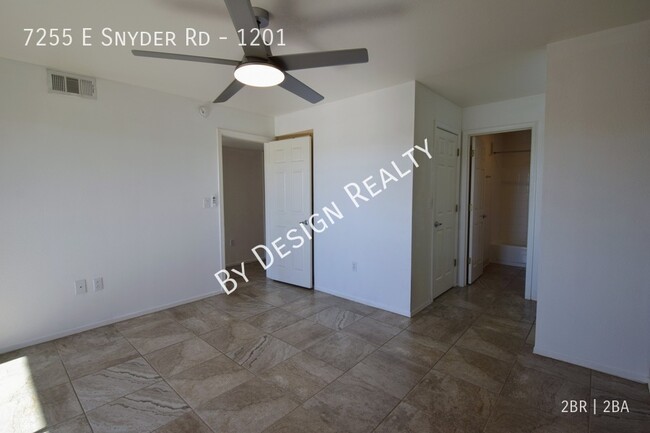 Building Photo - NE Foothills 2 Bed 2 Bath Condo - Gated Co...