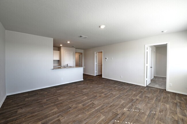 Building Photo - ONE STORY  |  3 BEDROOM  |  2 BATH  |  YARD SERVICE INCLUDED  |  WHISPER FALLS  |  POOL - GYM - P...