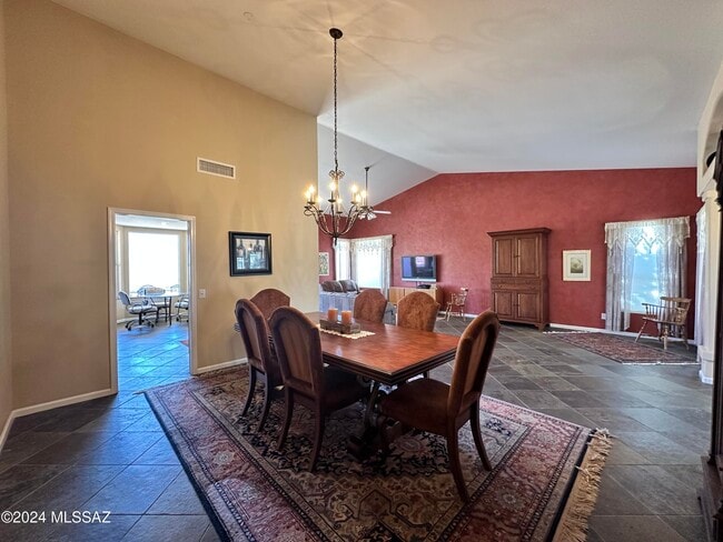 Building Photo - 65091 E Diamond Ridge Ct