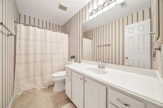 Building Photo - 15 Bayou Springs Ct