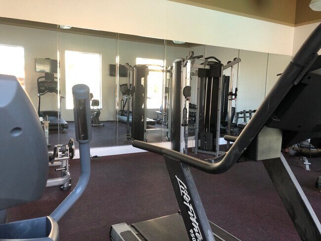 Gym - 2085 Highpointe Dr
