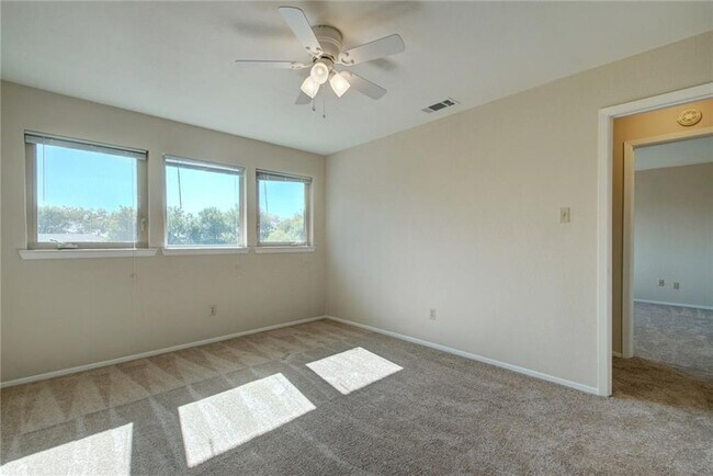 Building Photo - 8304 Bradford Edward Cove