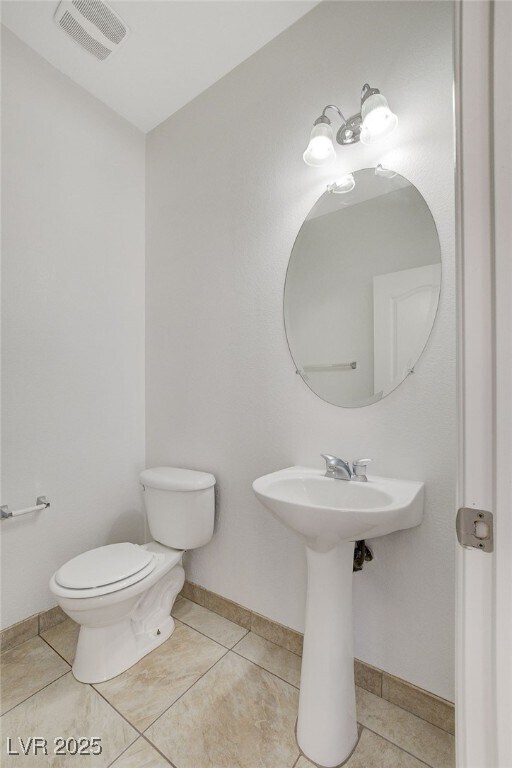 Building Photo - 11215 Dahlia Grove St