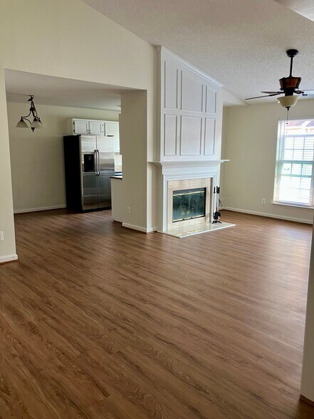 Living Room - 1137 Huntmaster Ter NE