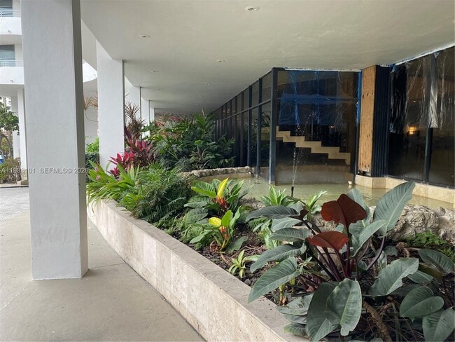 Building Photo - 5555 Collins Ave