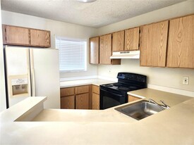 Building Photo - 8730 N Sherman Cir