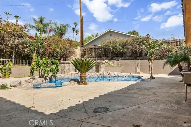 Building Photo - 3865 Del Rosa Ave