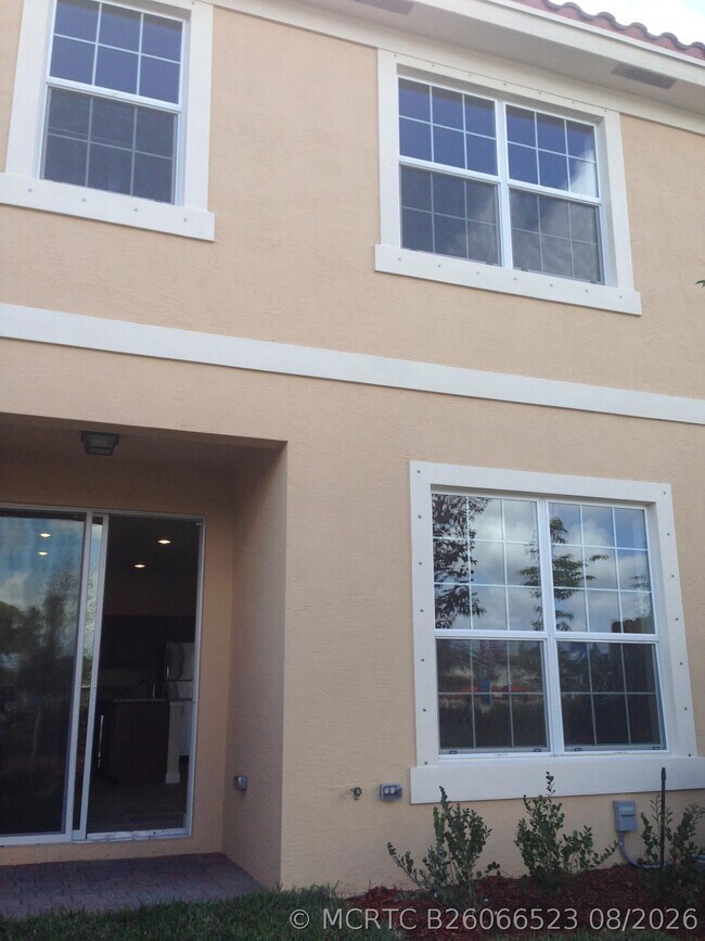 Building Photo - 5037 Ashley River Rd