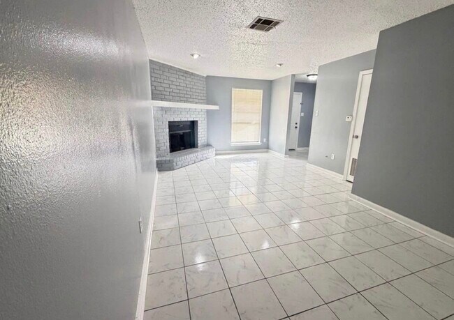 Building Photo - 3515 Yorkfield Dr