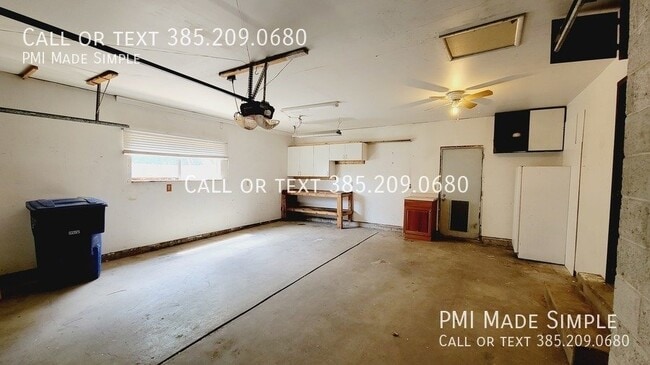 Building Photo - Beautiful, spacious 4 bedroom home in Tayl...