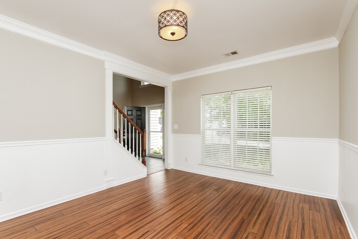 Building Photo - 167 Devon Forrest Dr