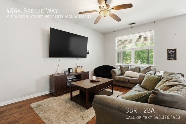 Building Photo - 4864 Breeze Way