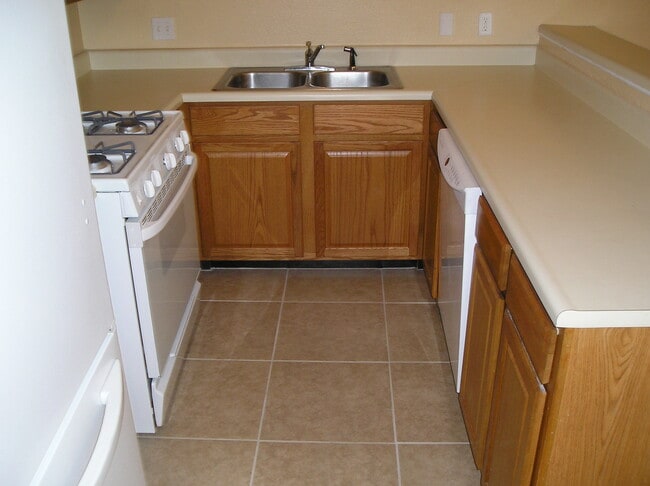 Building Photo - 5810 Twisted Pine Ct