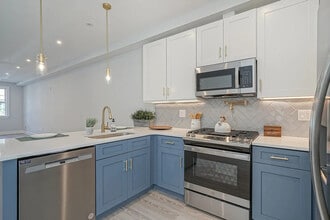 Building Photo - 1218 S 20th St