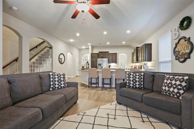 Building Photo - 14141 Isle Royal Ln
