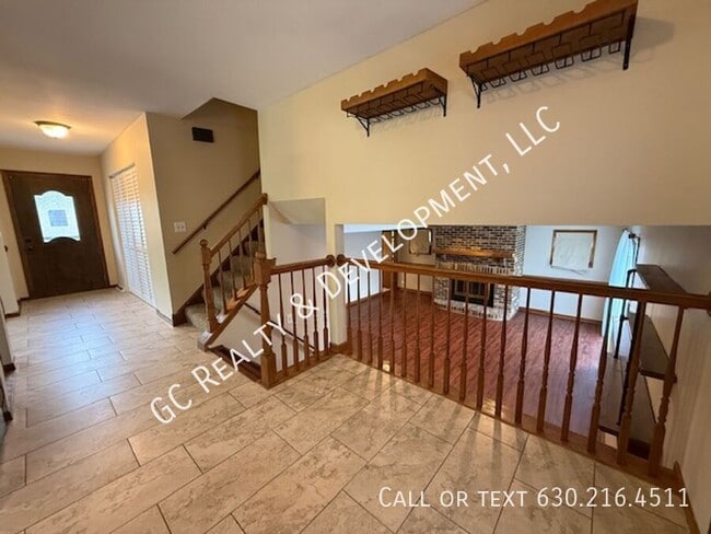 Building Photo - 27W181 Jewell Rd