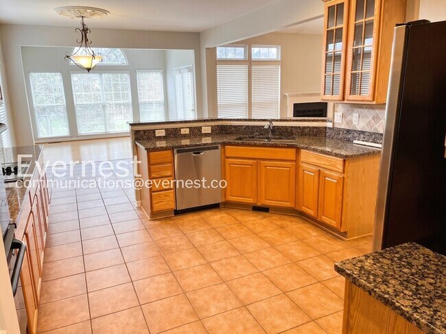 Building Photo - 743 Rolling Fork Dr