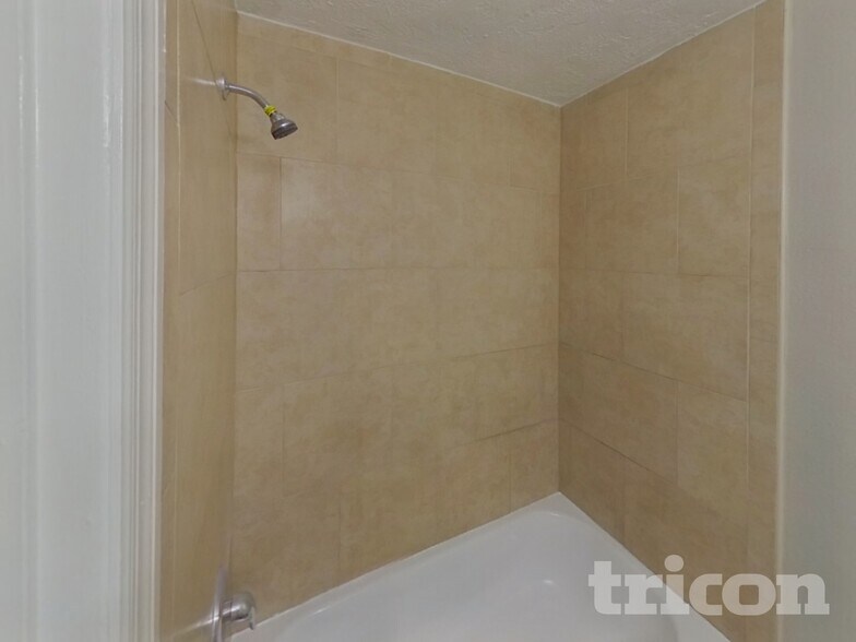 Building Photo - 3210 W Tyson Ave