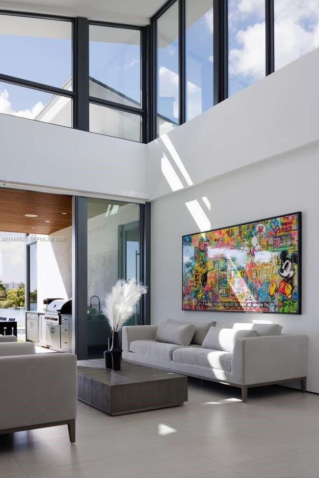 Building Photo - 1830 NE 193rd St